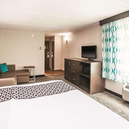 La Quinta By Wyndham Sturbridge Hotel Eksteriør billede