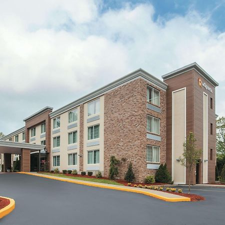 La Quinta By Wyndham Sturbridge Hotel Eksteriør billede