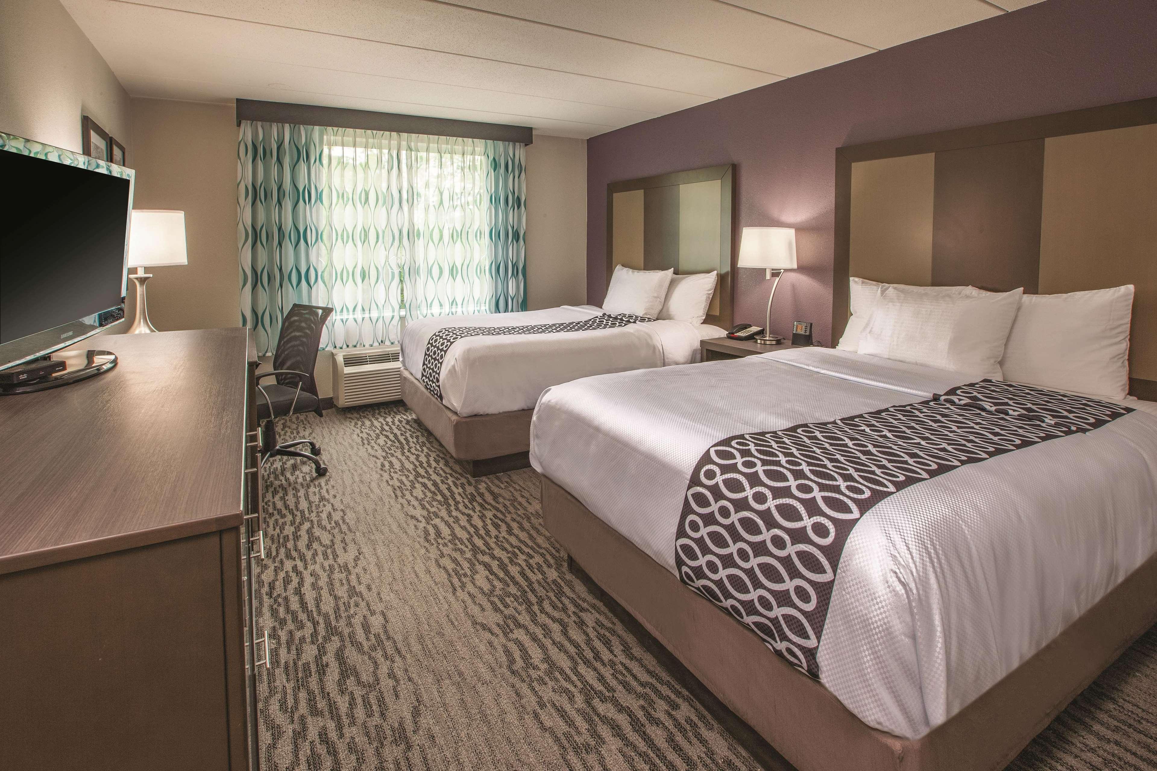 La Quinta By Wyndham Sturbridge Hotel Eksteriør billede