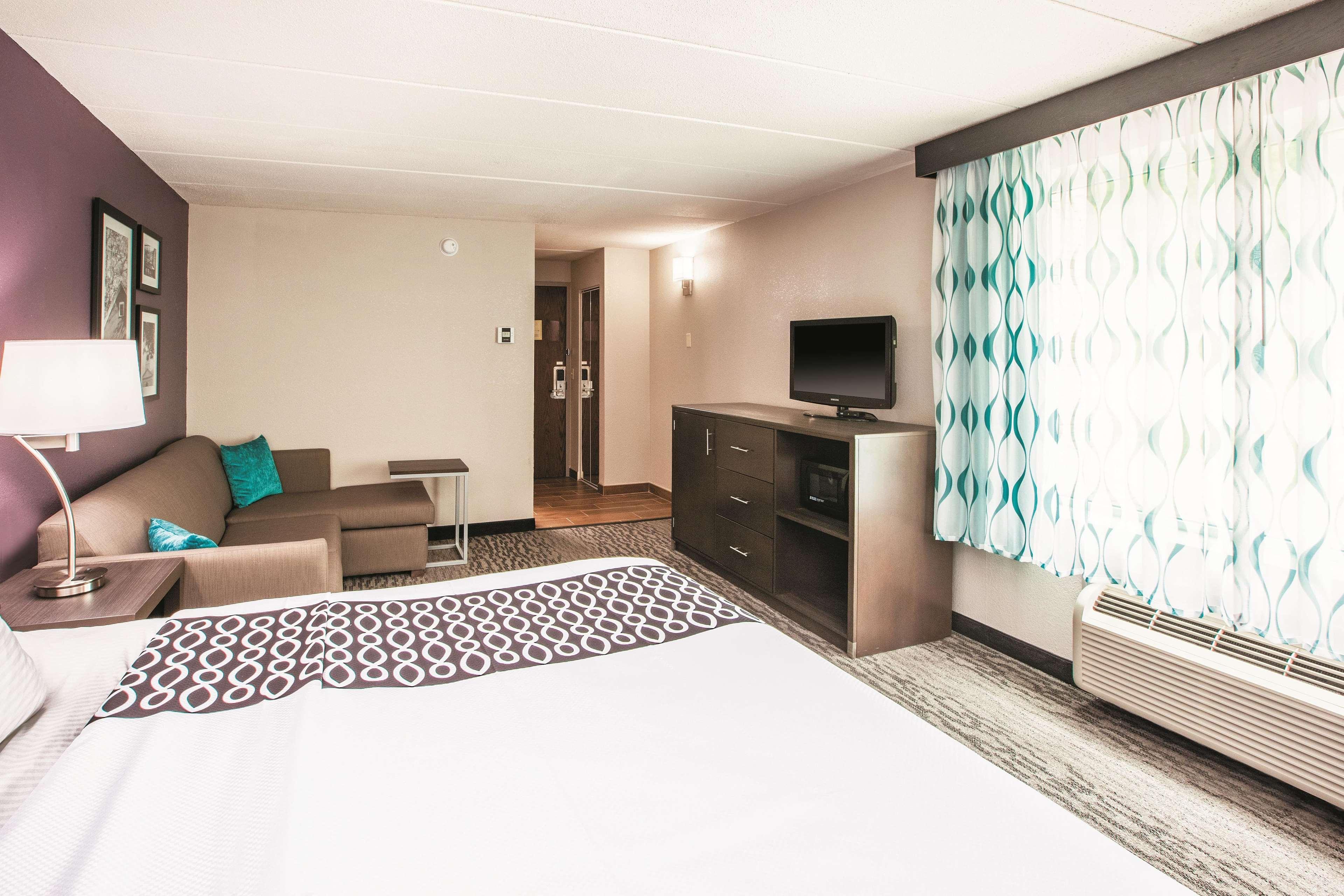 La Quinta By Wyndham Sturbridge Hotel Eksteriør billede
